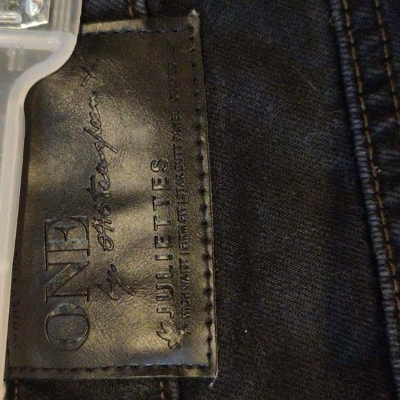 One Teaspoon Denim Shorts 26 - Picture 8 of 8